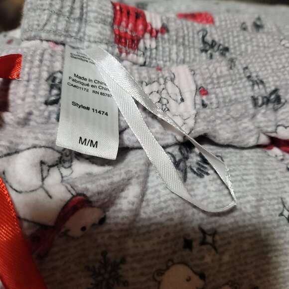 2 PIECE PJ'S. COZY AND WARM /MED. - Picture 3 of 3